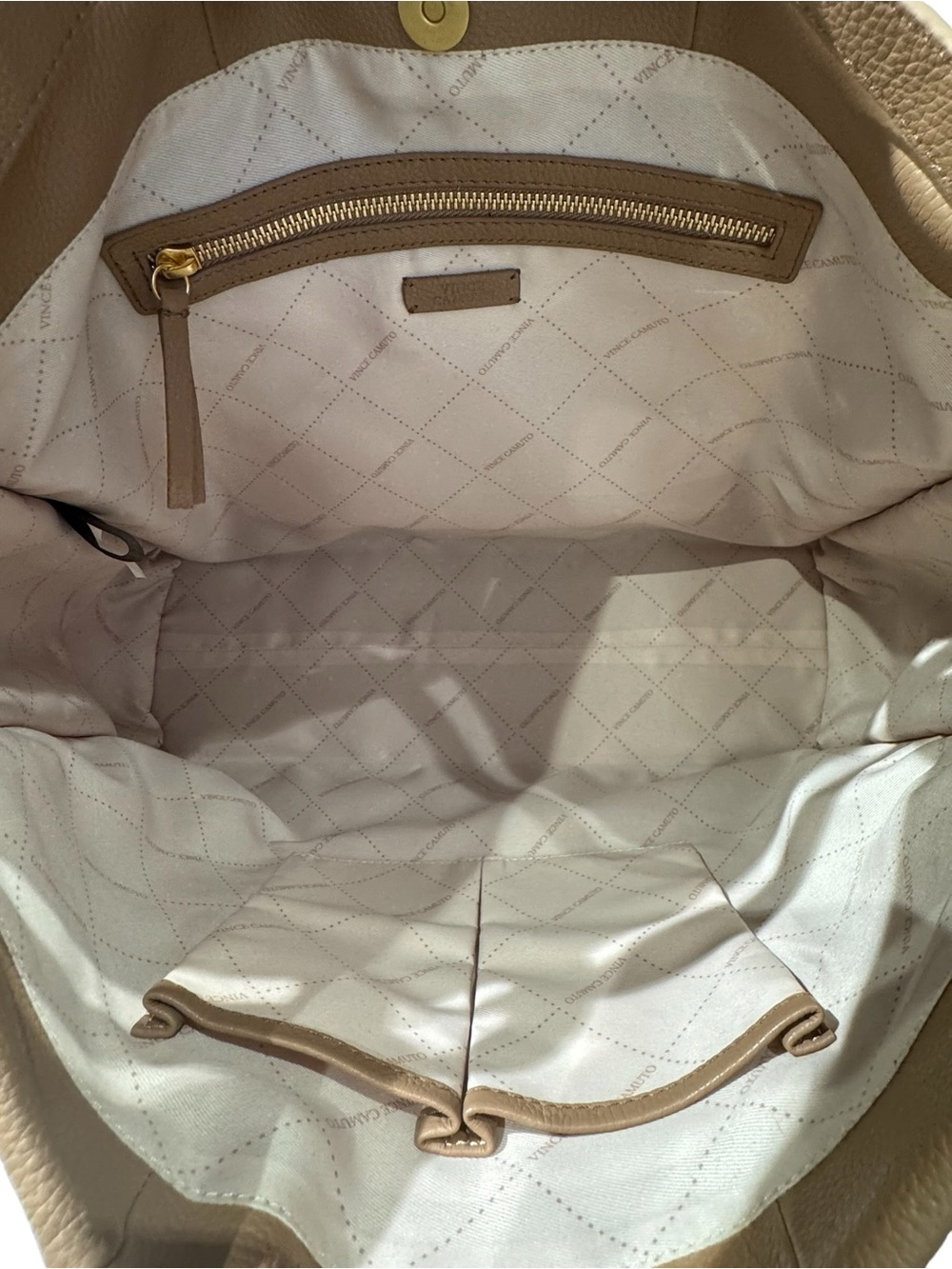 Vince Camuto Lisha Spiced Almond Pebbled Leather Shoulder Hobo Bag Gold Studs - Picture 9 of 12